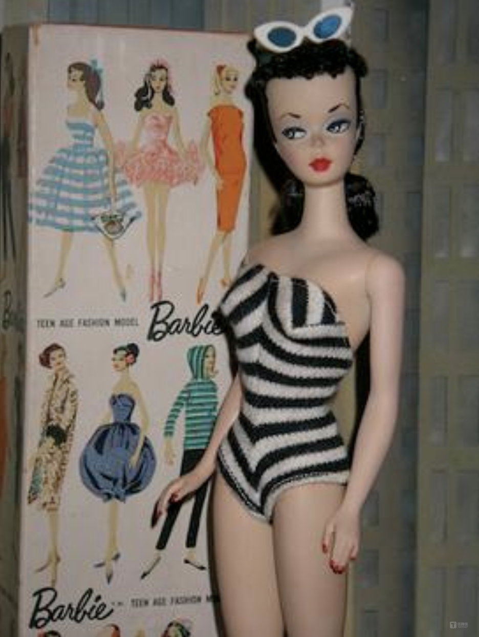 The world’s first Barbie doll, released in 1959, was available with either blonde or brunette hair.